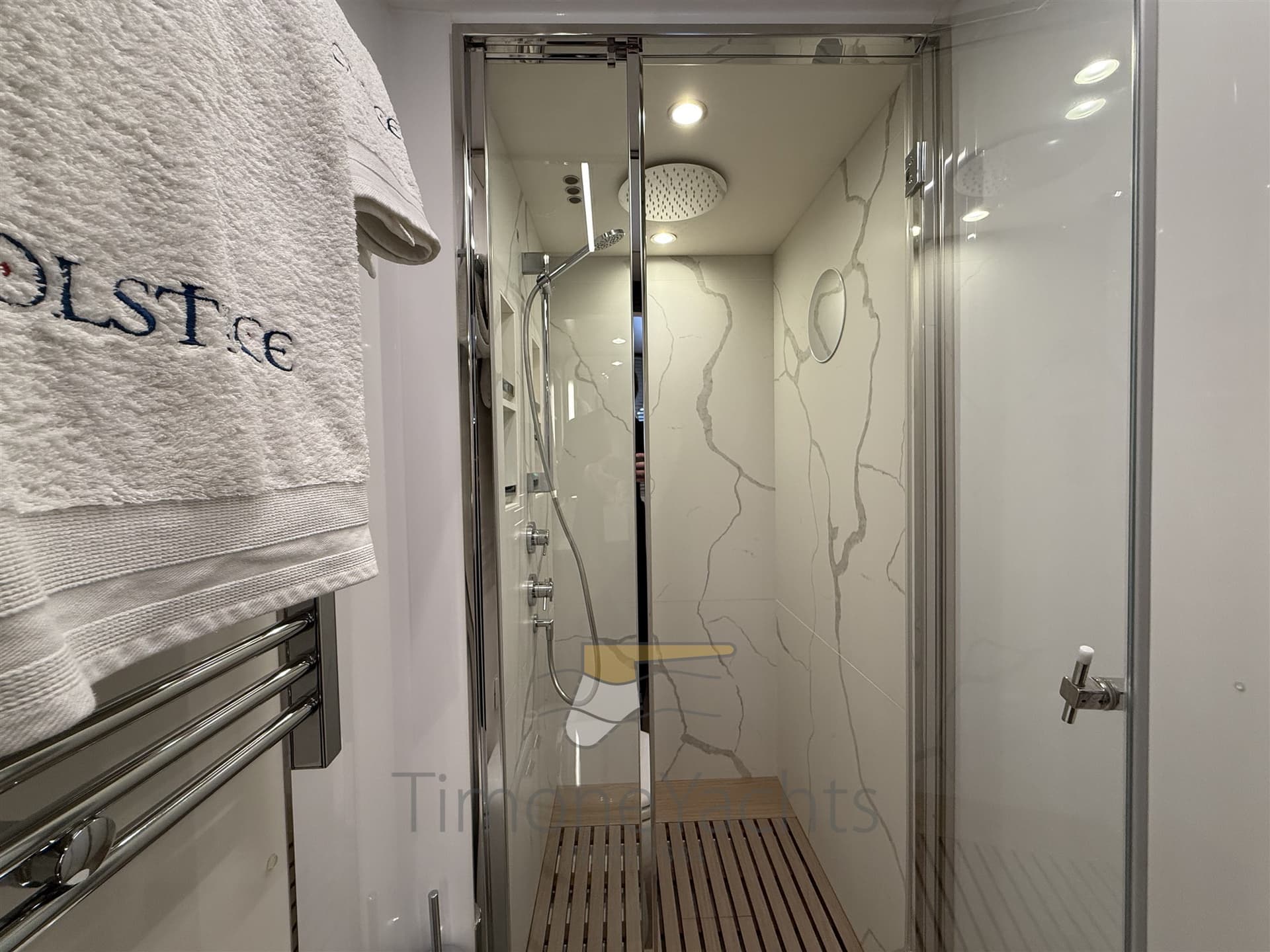 Azimut 72 Flybridge used - hero image 16