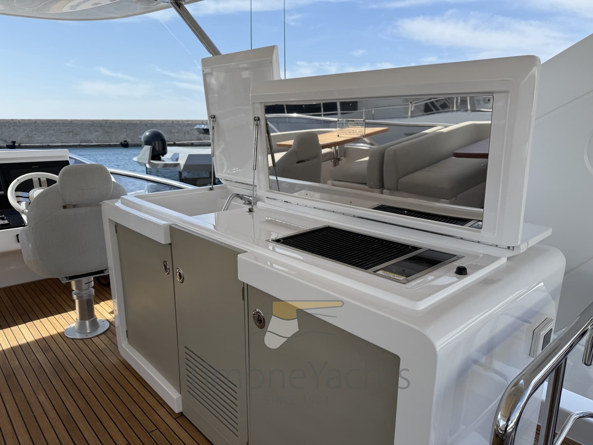 Azimut 72 Flybridge used - hero image 21