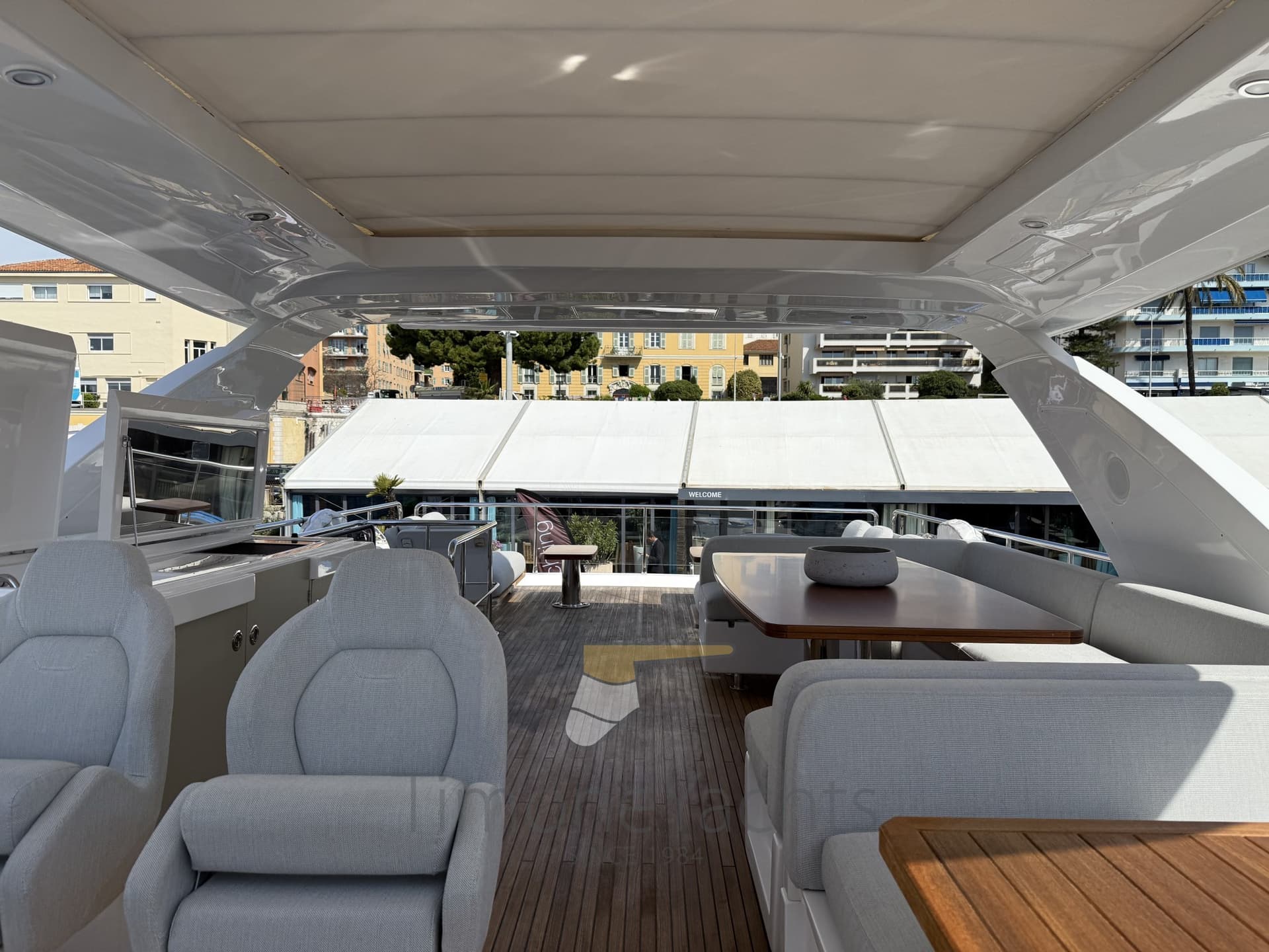Azimut 72 Flybridge used - hero image 23