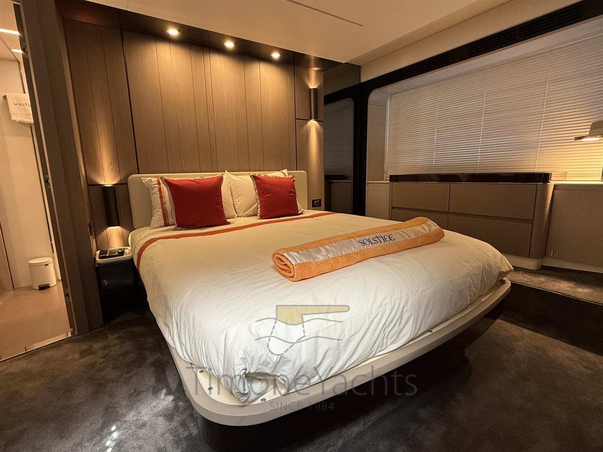 Azimut 72 Flybridge used - hero image 14