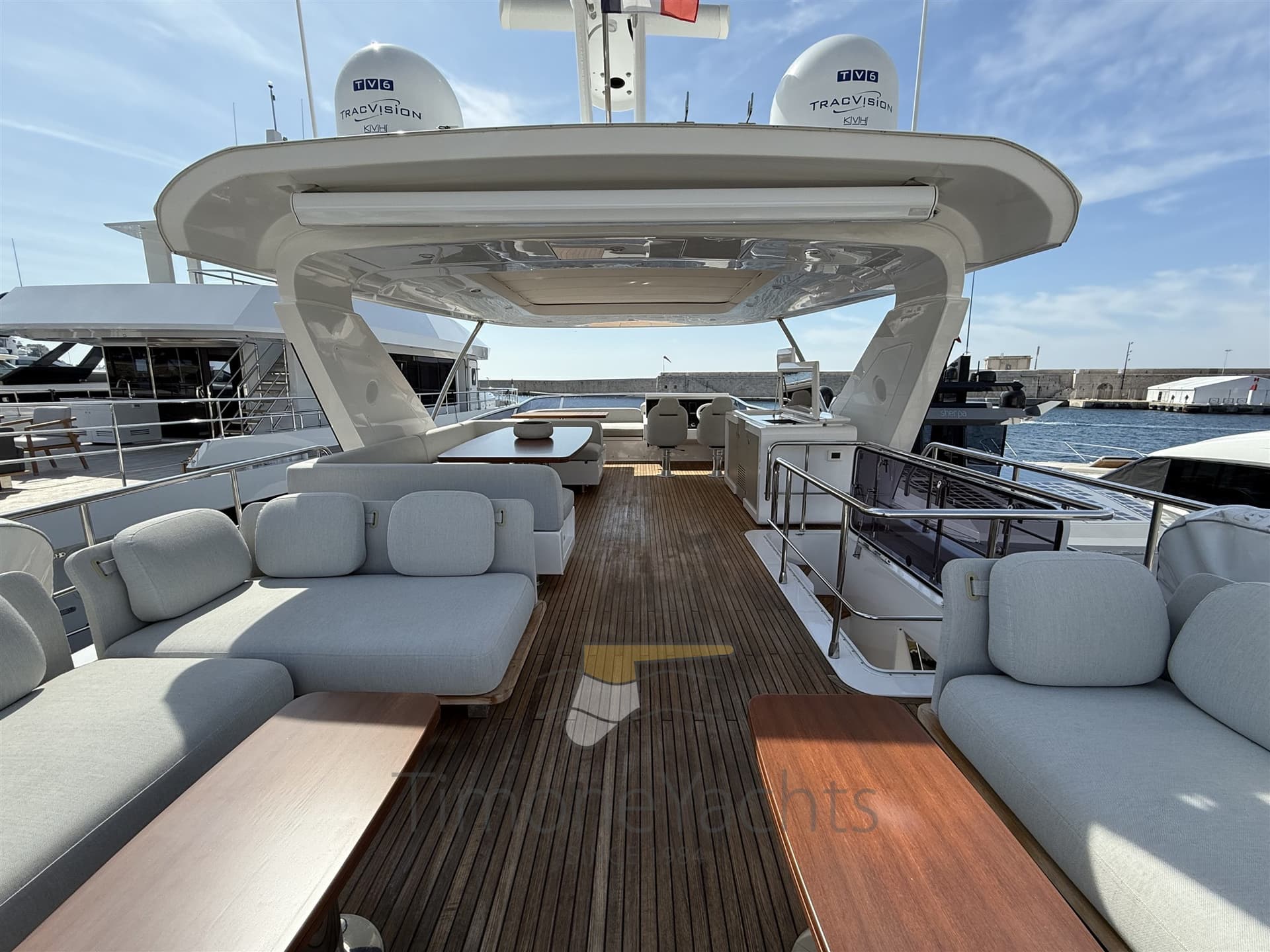 Azimut 72 Flybridge used - hero image 17