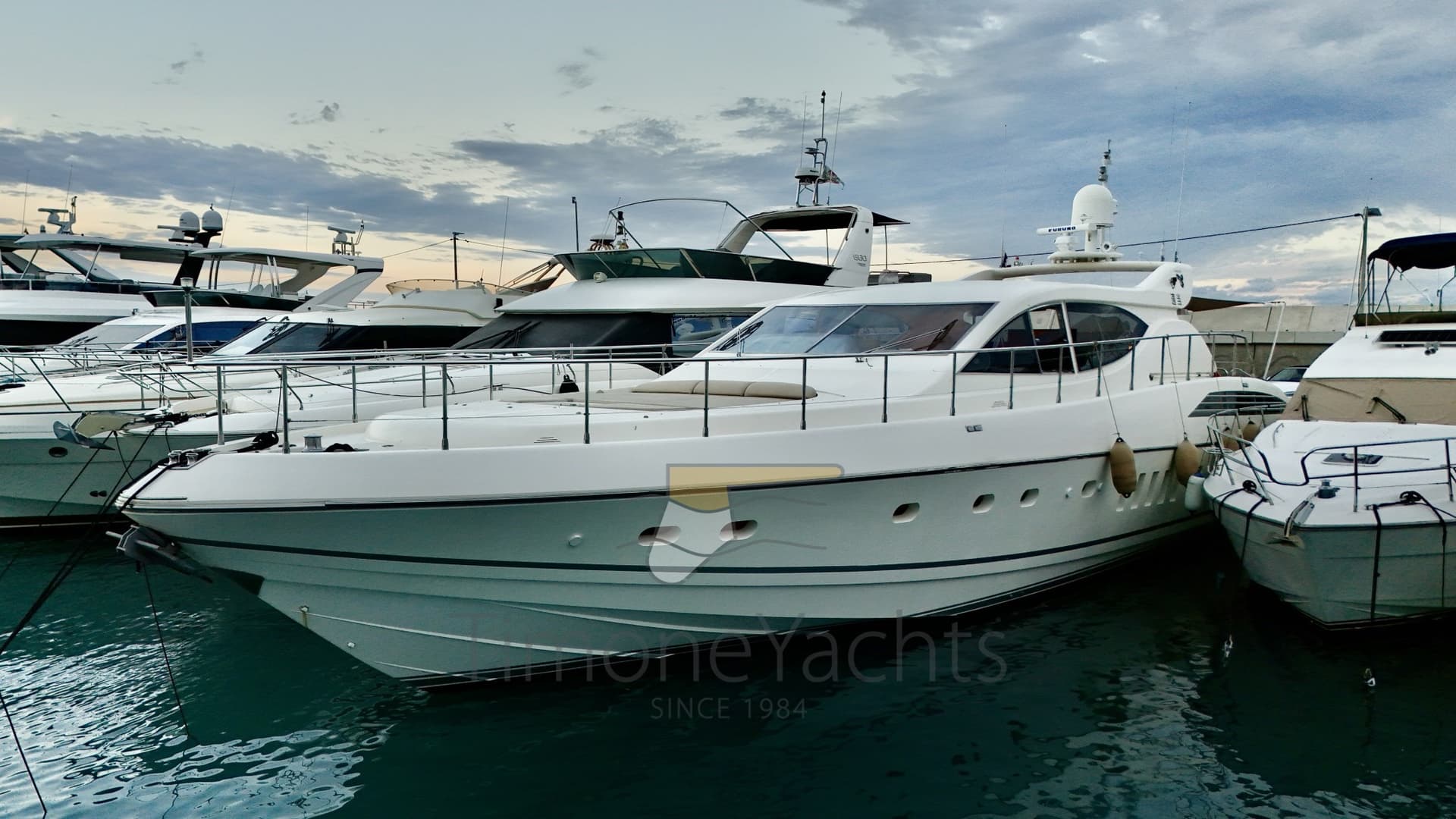 Arno Leopard 24 - Interior View Arno Leopard 24 - Interior View