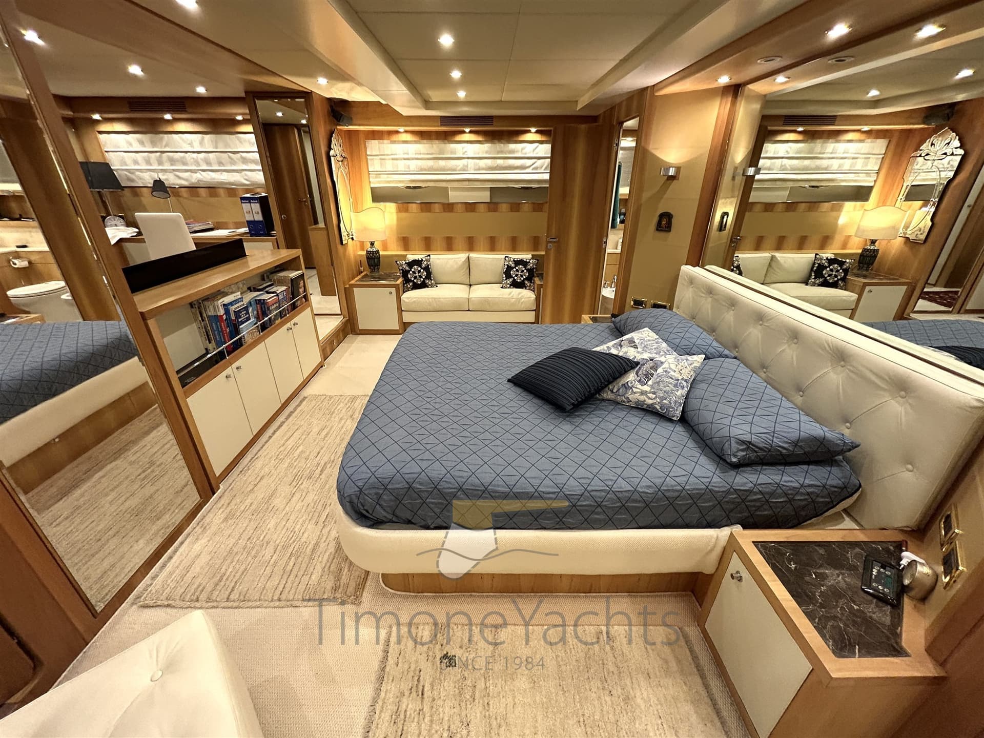 Riva 85 Opera used - hero image 17