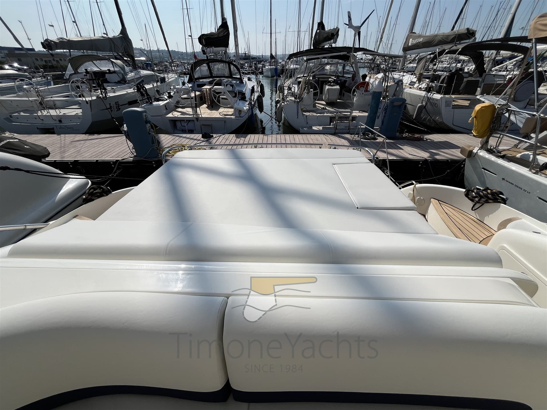 Princess Yachts V 48 usato - foto hero 10