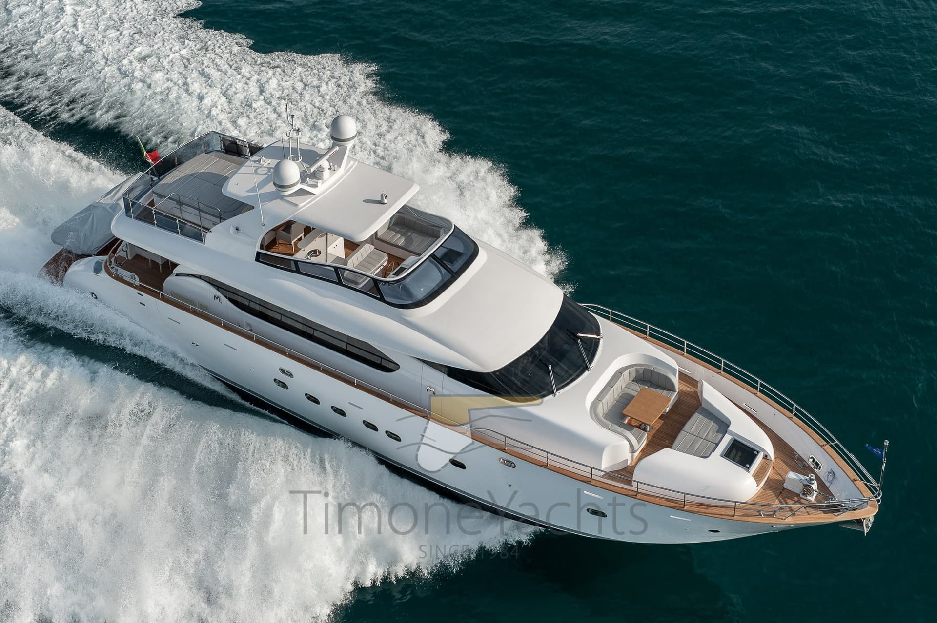 Fipa Maiora 24 S - Detail View 1 Fipa Maiora 24 S - Detail View 1