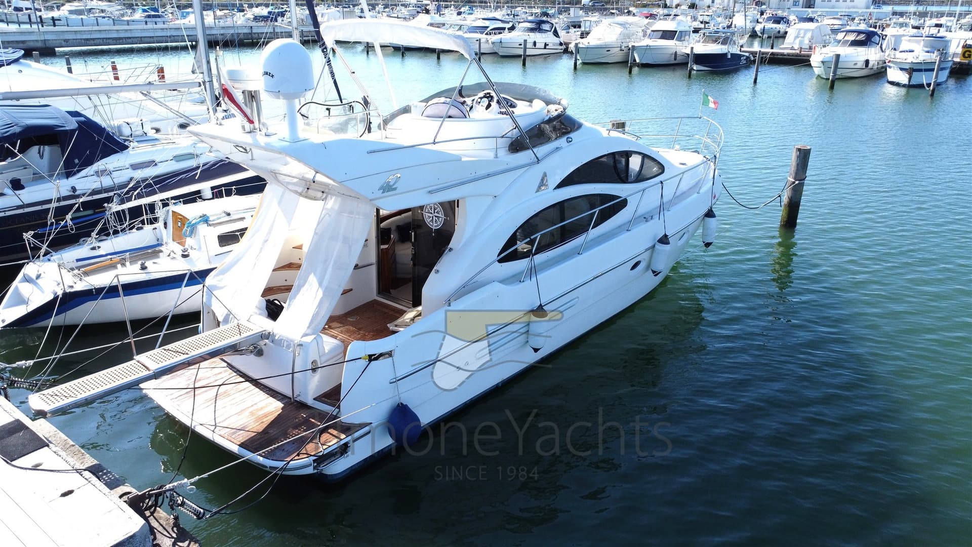 Azimut 42 gebraucht - Detail 3