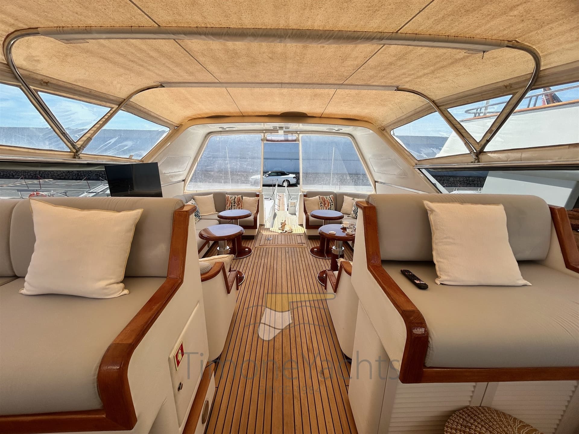 Overmarine Mangusta 92 Sport - Deck View Overmarine Mangusta 92 Sport - Deck View