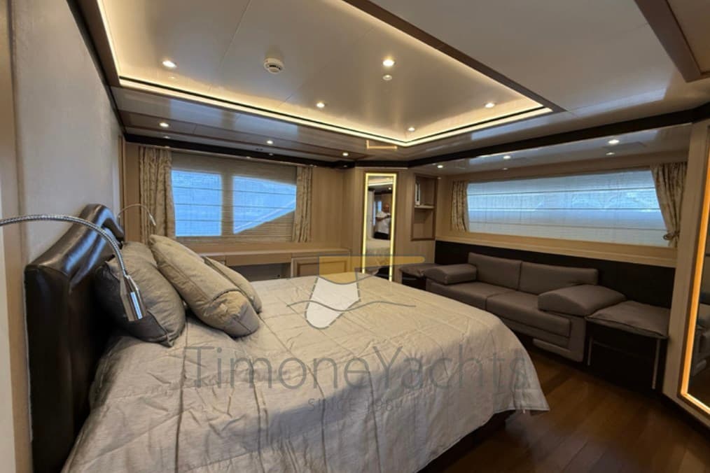 Benetti SAIL DIVISION 108 RS usato - foto hero 16