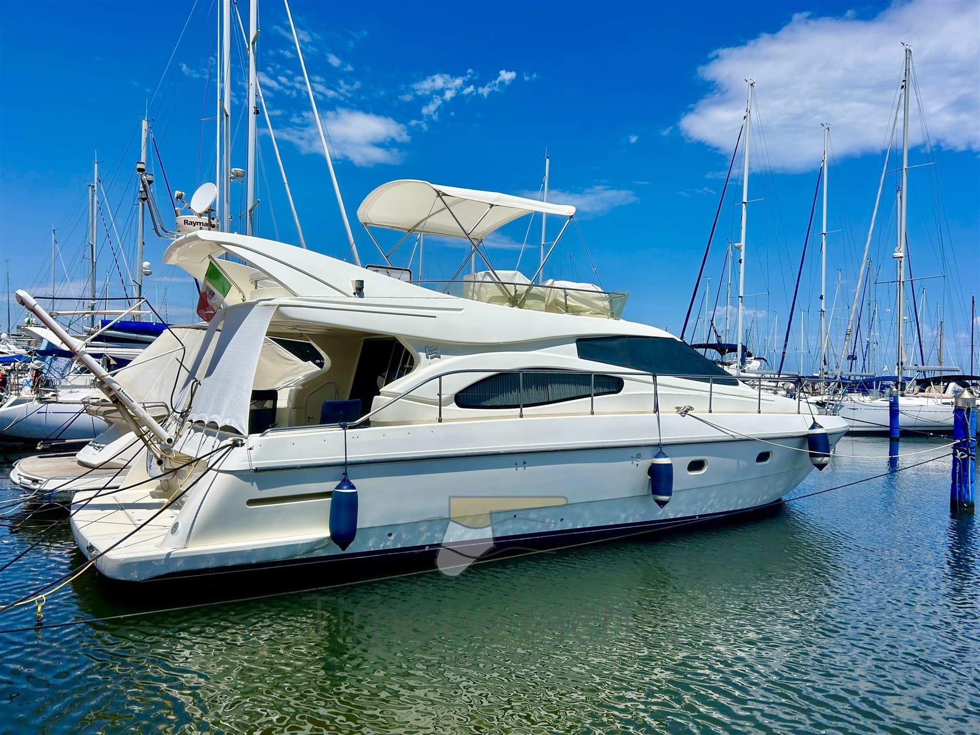 Ferretti Yachts 46 - Main View Ferretti Yachts 46 - Main View