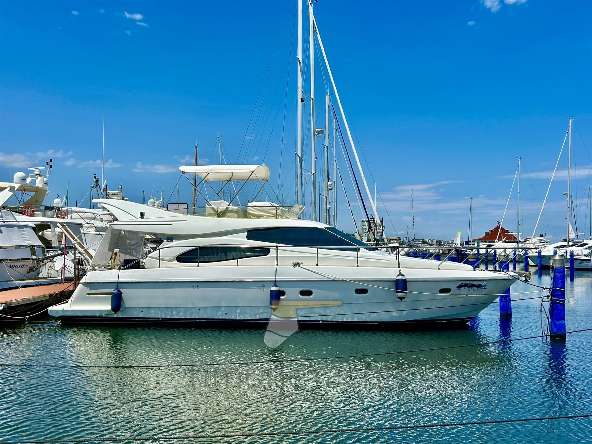 Ferretti Yachts 46 usato - foto hero 2