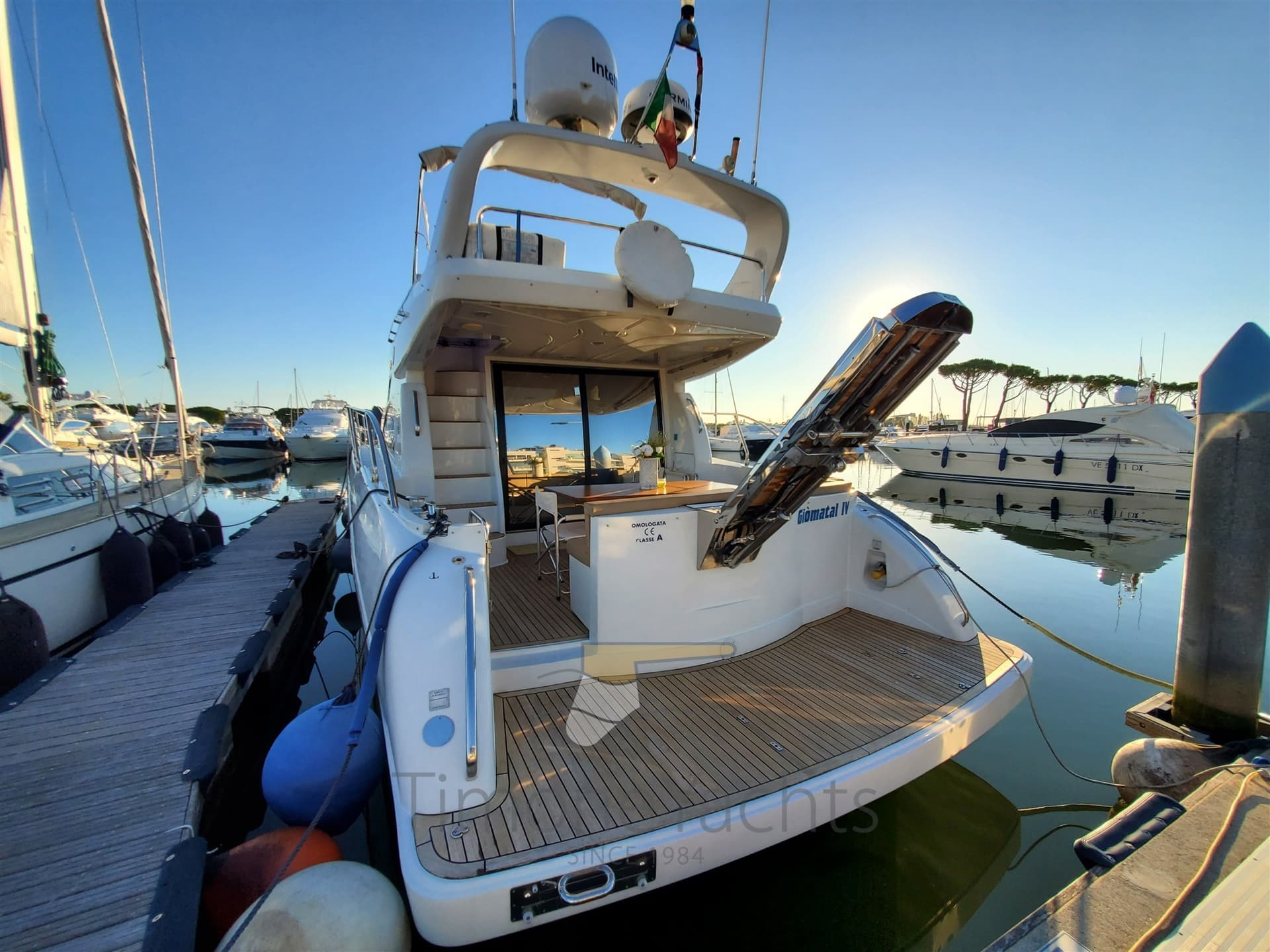 Raffaelli Compass Rose - Detail View 1 Raffaelli Compass Rose - Detail View 1