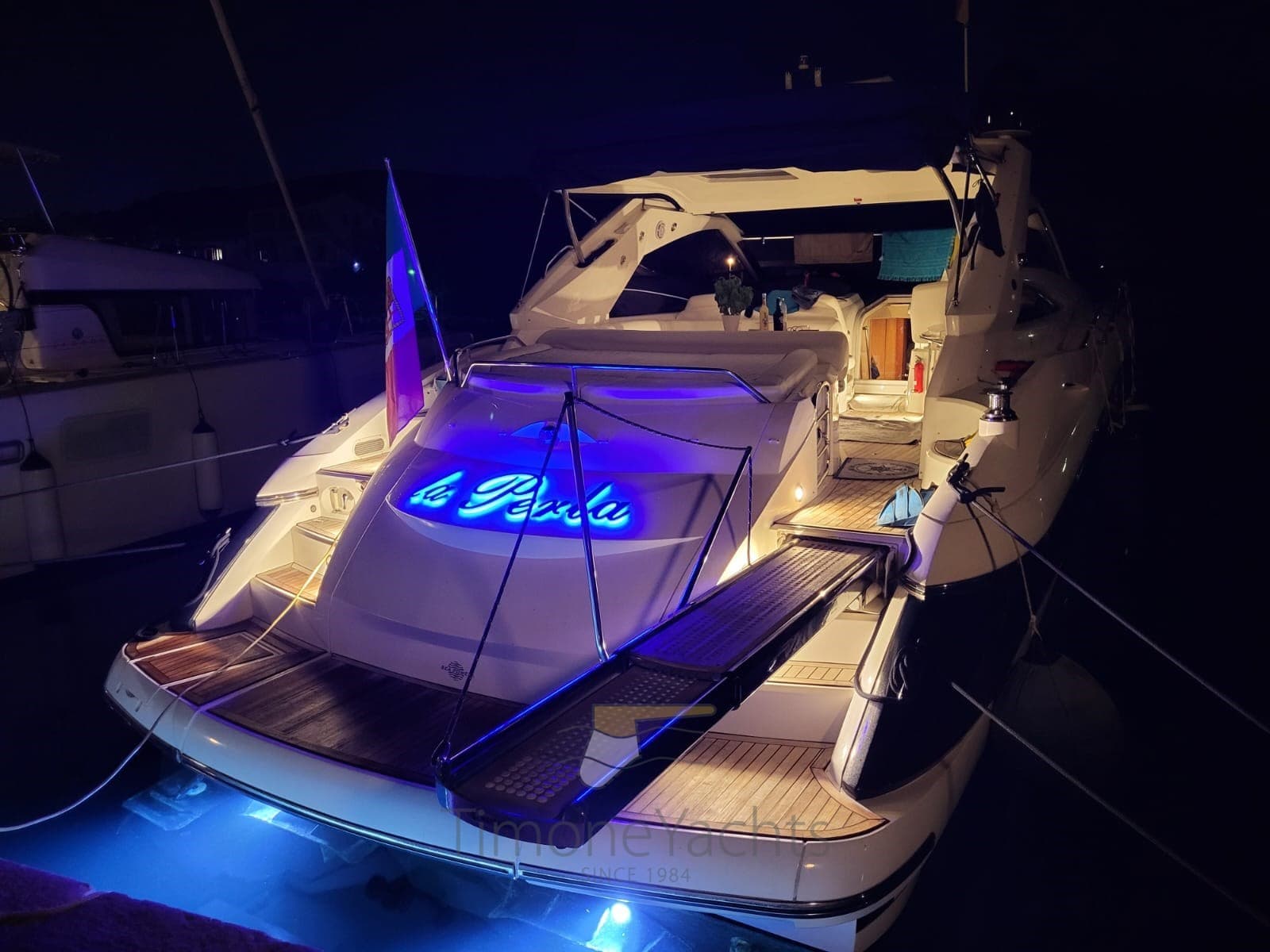 Sunseeker Portofino 53 Mk1 - Deck View Sunseeker Portofino 53 Mk1 - Deck View