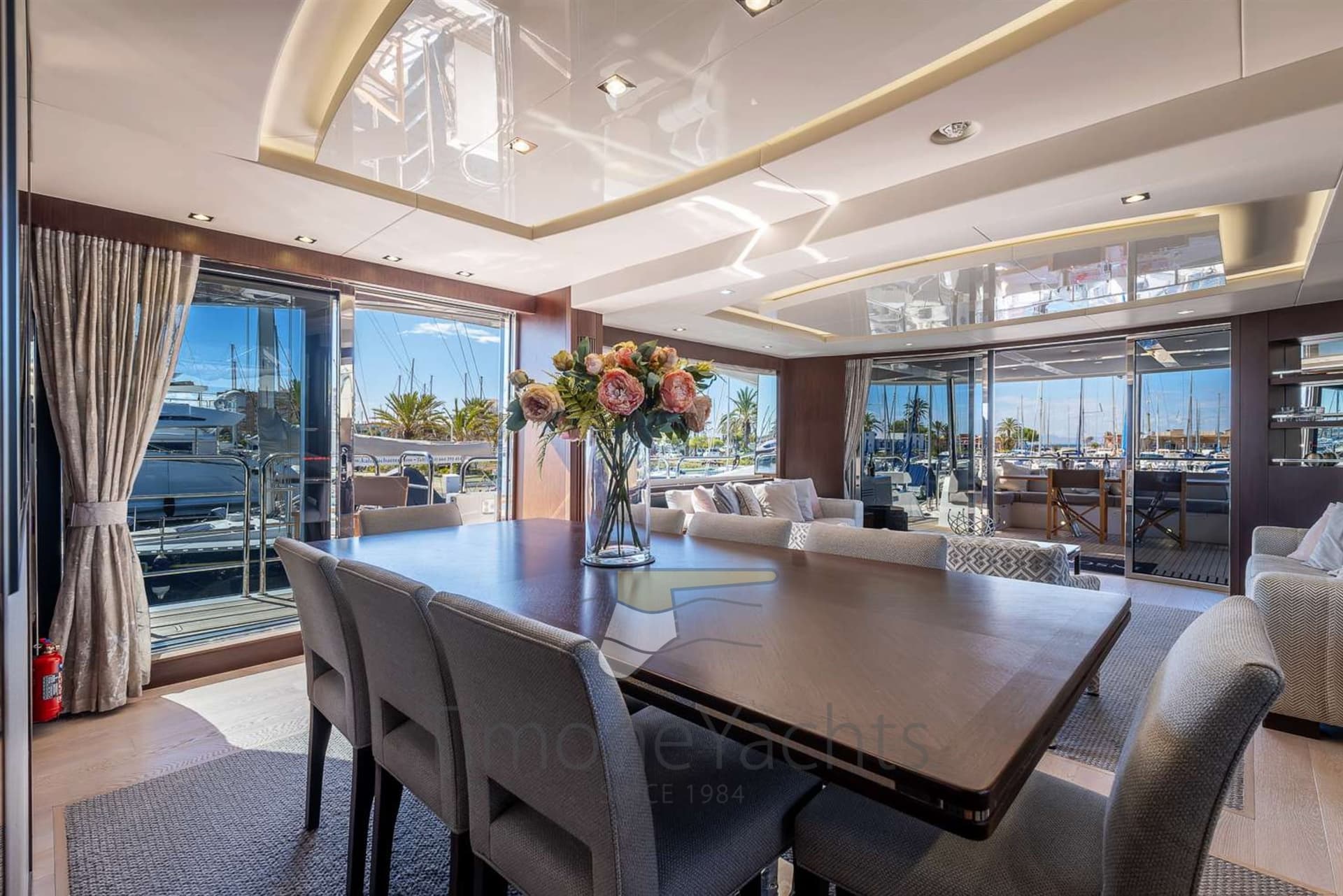 Sunseeker 86 - Deck View Sunseeker 86 - Deck View