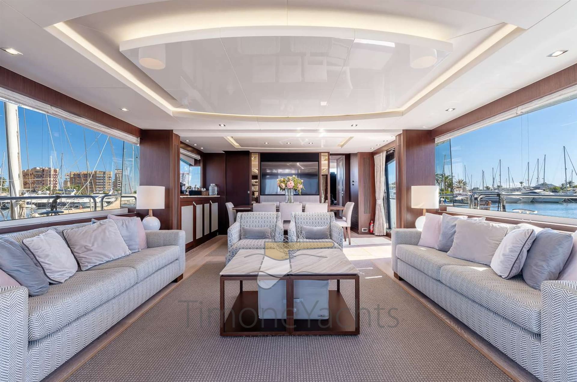 Sunseeker 86 - Detail View 1 Sunseeker 86 - Detail View 1