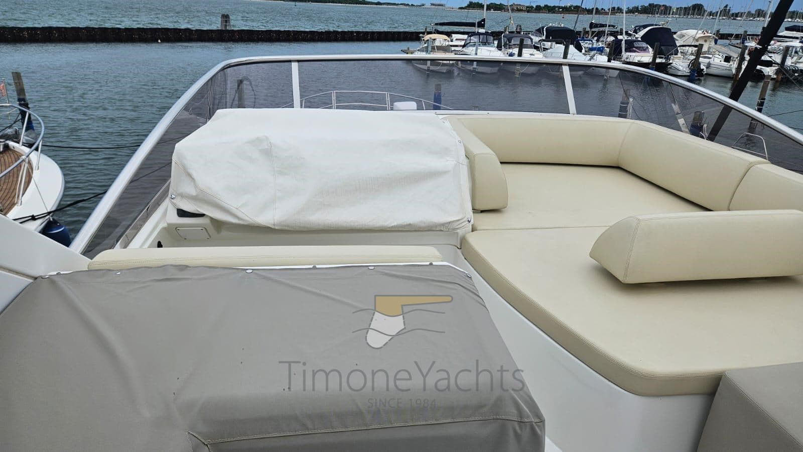 Azimut 60 Flybridge usato - dettaglio 3