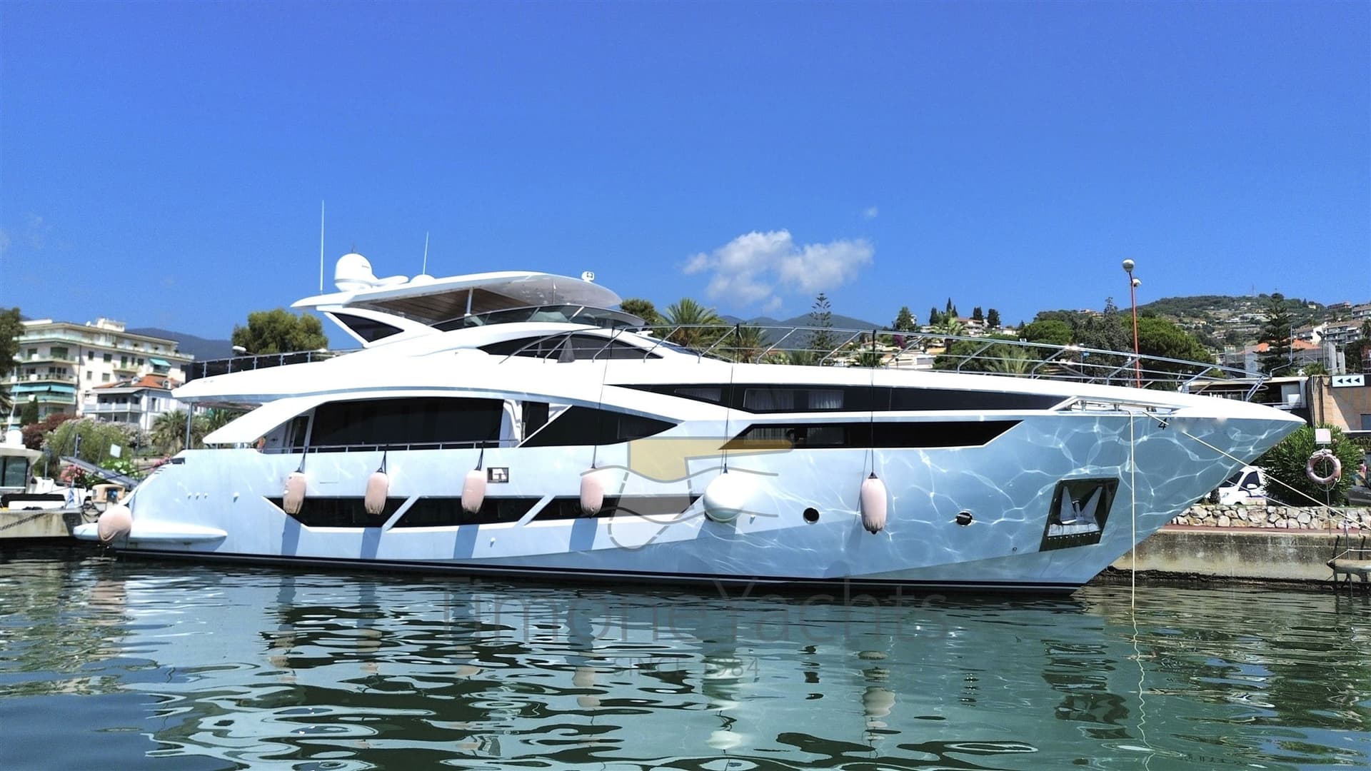 Permare Amer 100 - Detail View 1 Permare Amer 100 - Detail View 1