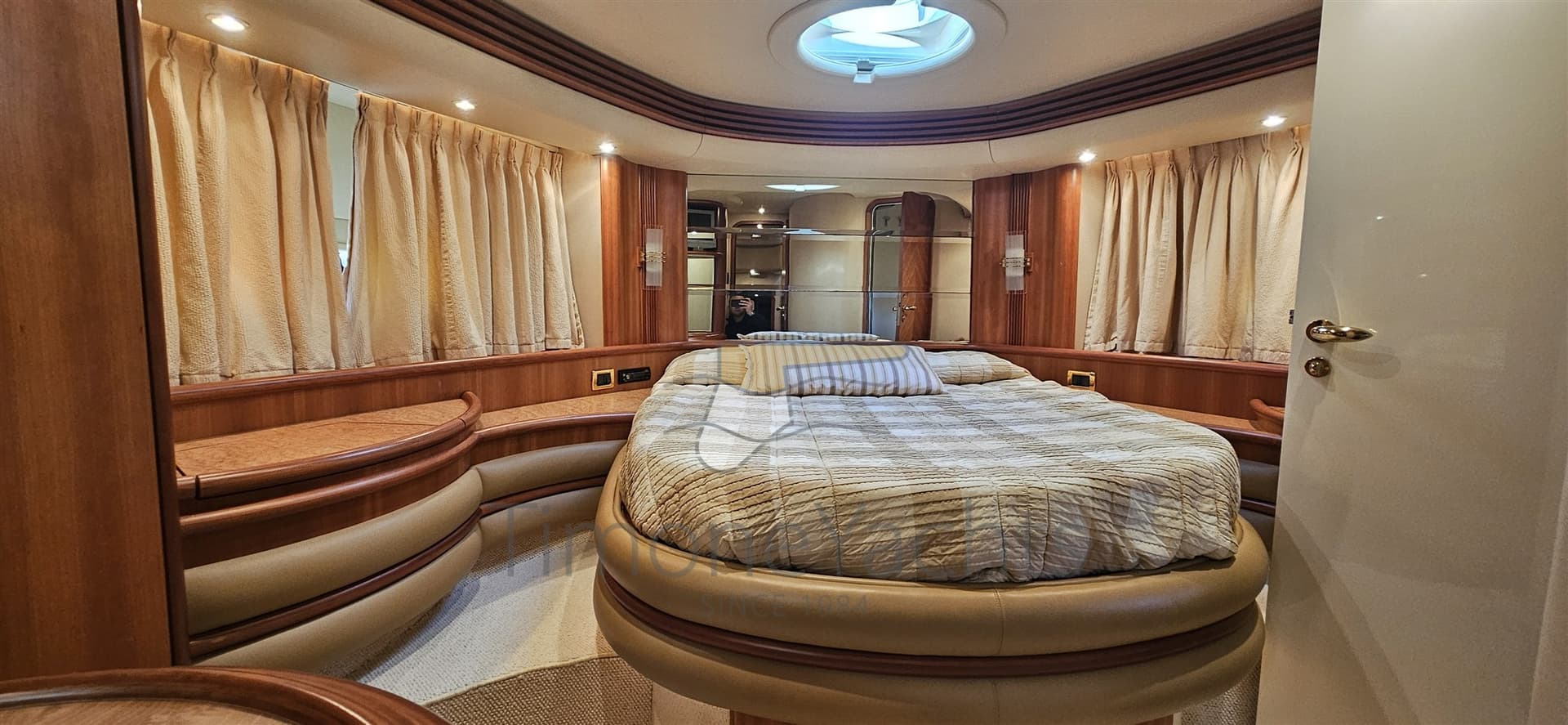 Azimut 68E gebraucht - Hauptbild 16