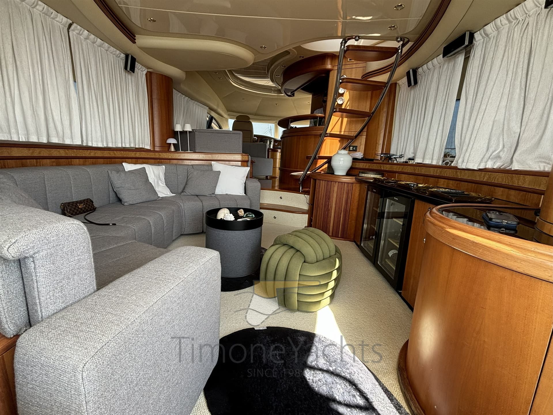 Azimut 68E gebraucht - Hauptbild 7