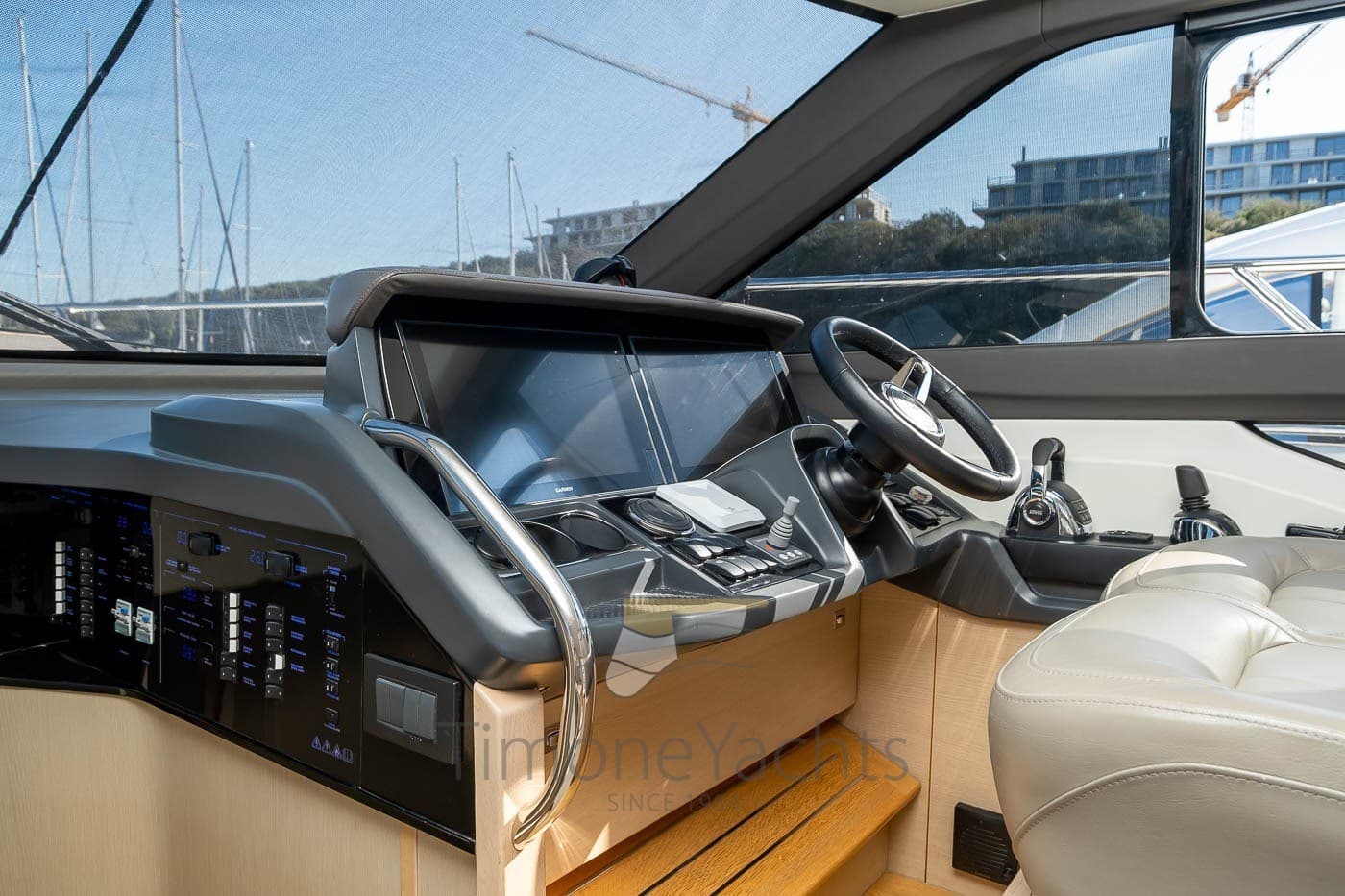 Princess Yachts 49 d'occasion - image hero 13