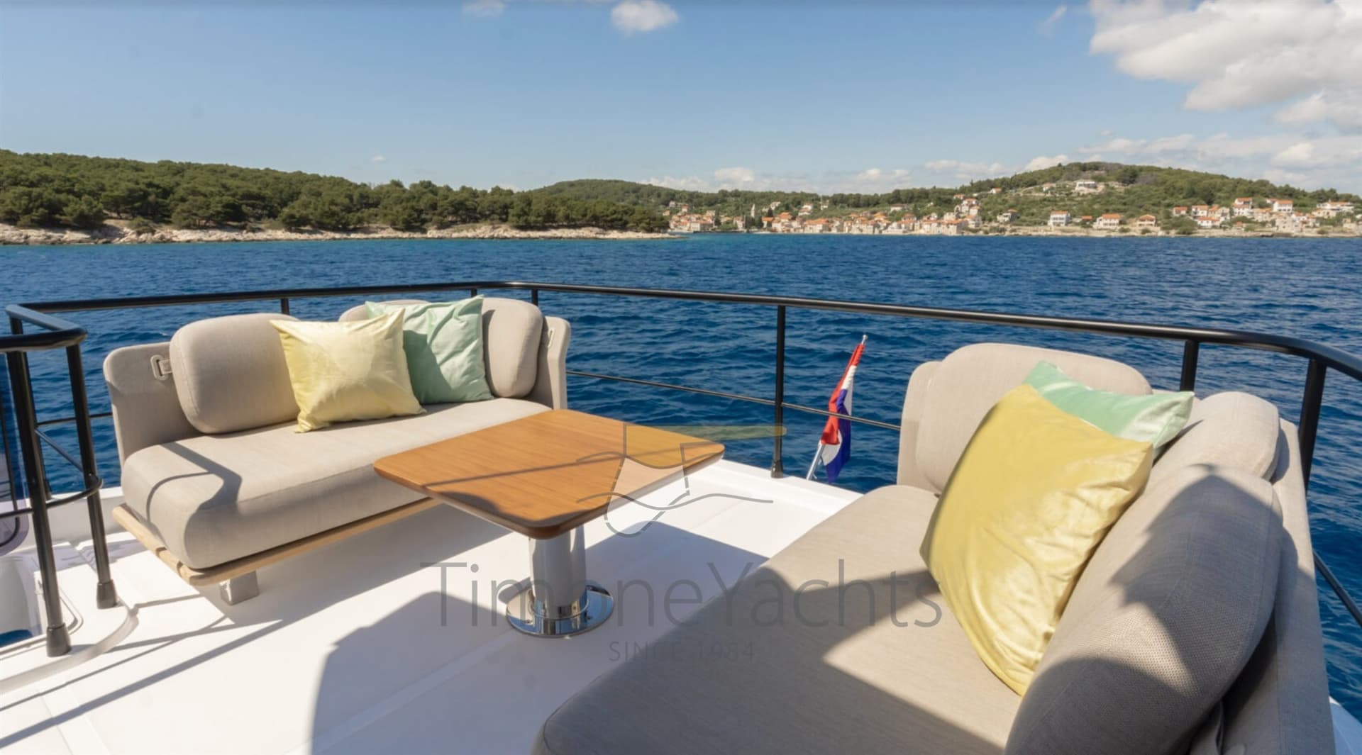 Azimut Magellano 60 used - hero image 7