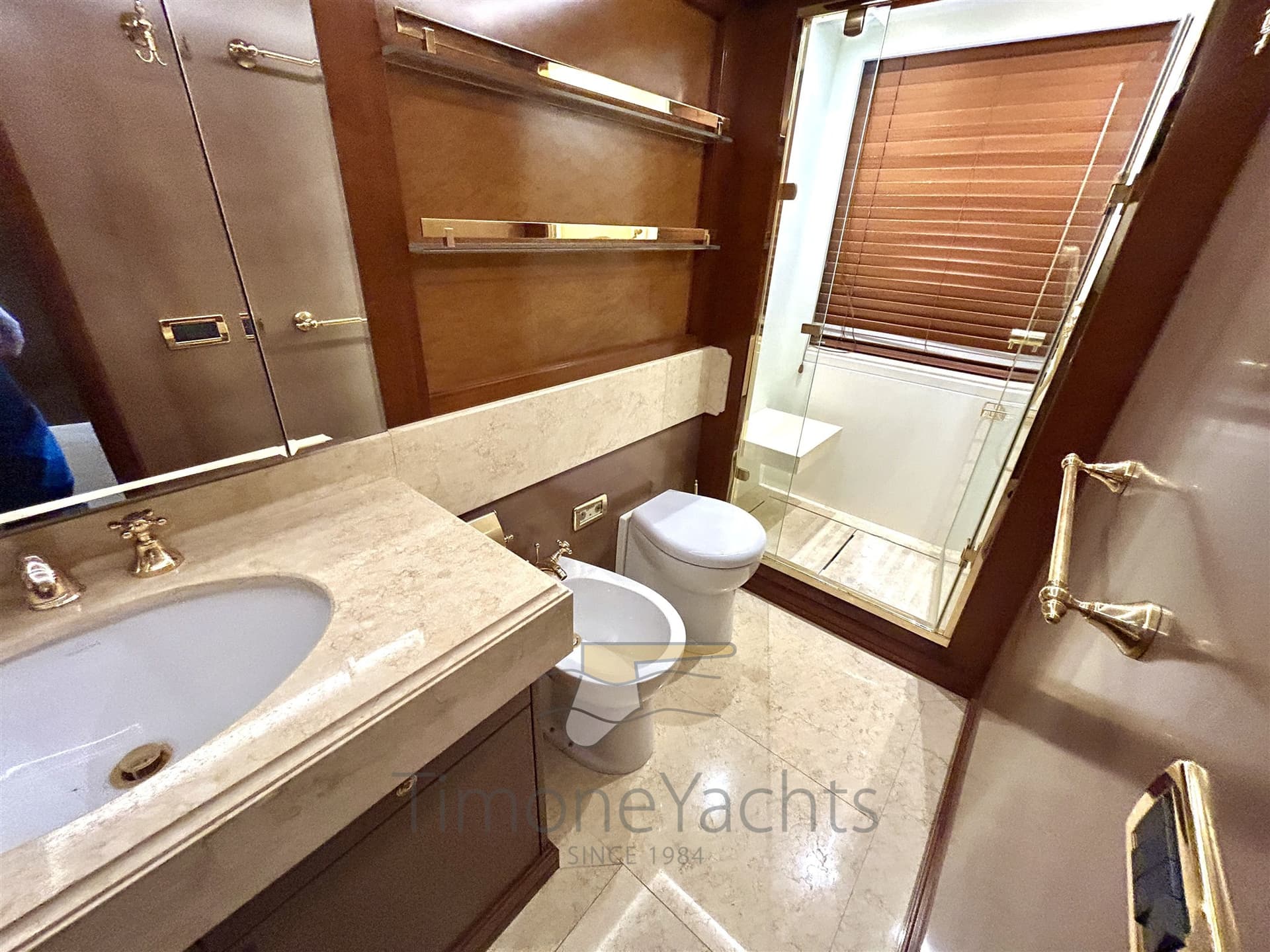 Benetti Delfino 93' usato - foto hero 15