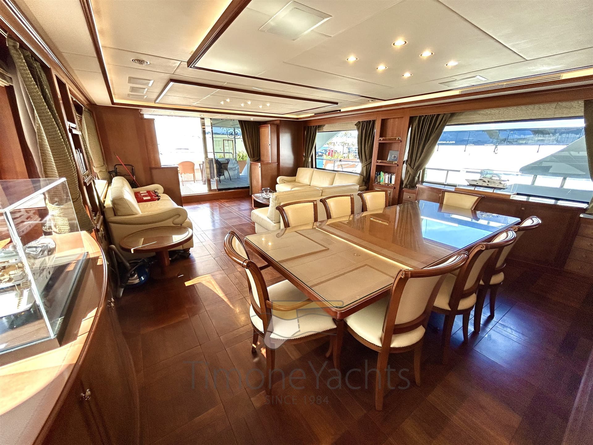 Benetti Delfino 93' usato - foto hero 5