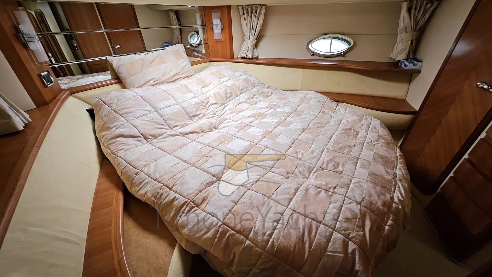 Azimut 46 usato - foto hero 19