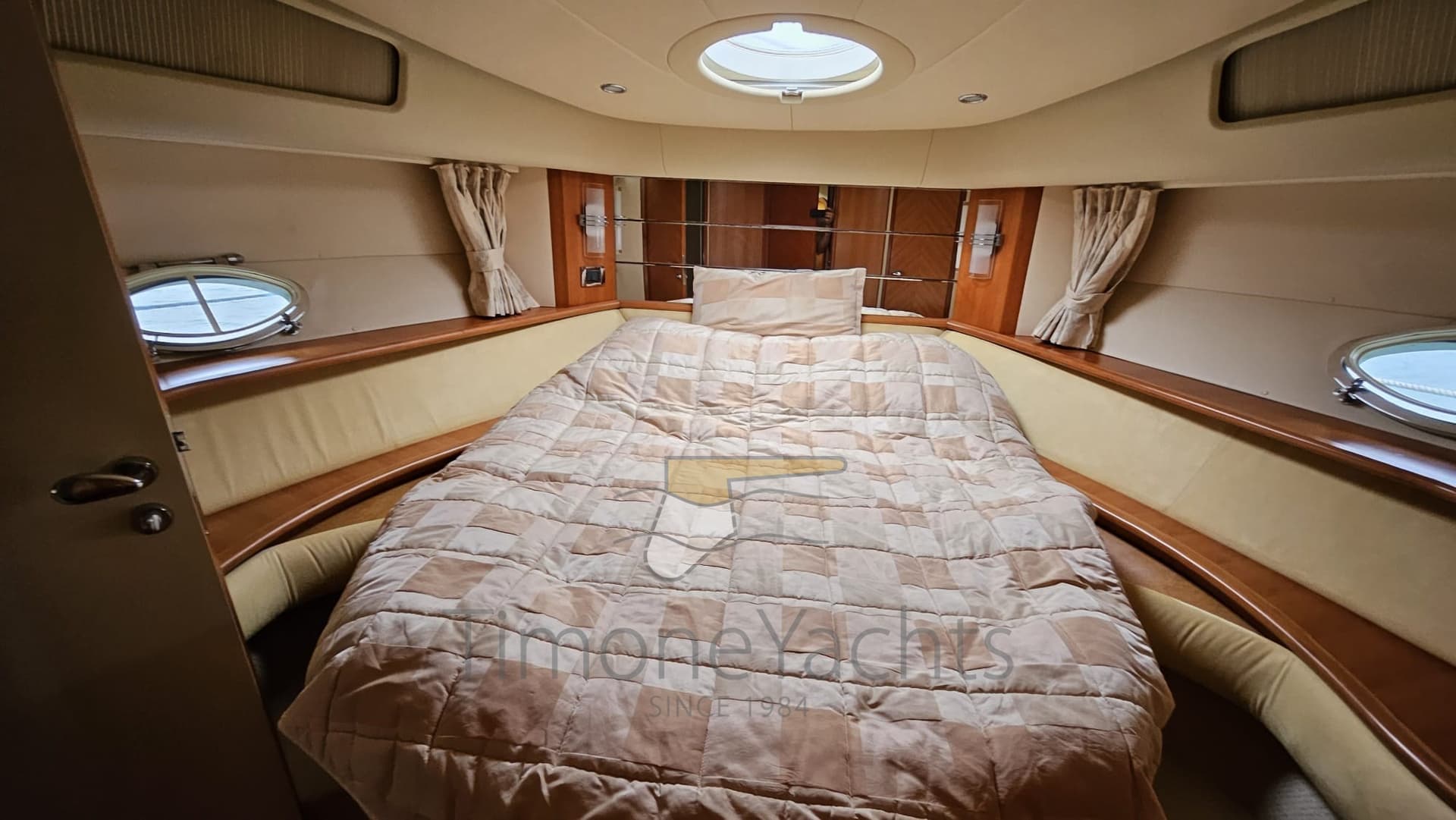 Azimut 46 usato - foto hero 20