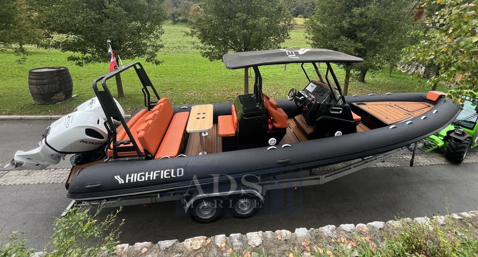 Highfield Sport 900 - Main View Highfield Sport 900 - Main View