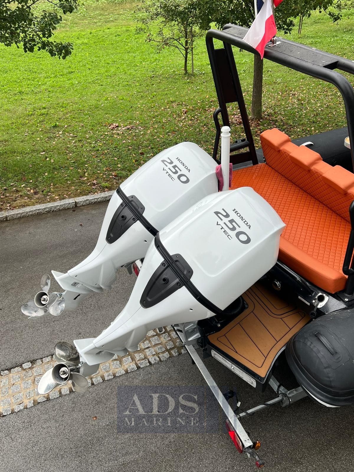 Highfield SPORT 900 usato - foto hero 16