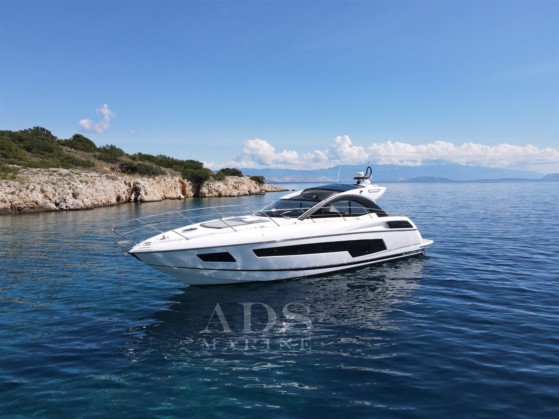 Sunseeker San Remo 485 - Main View Sunseeker San Remo 485 - Main View