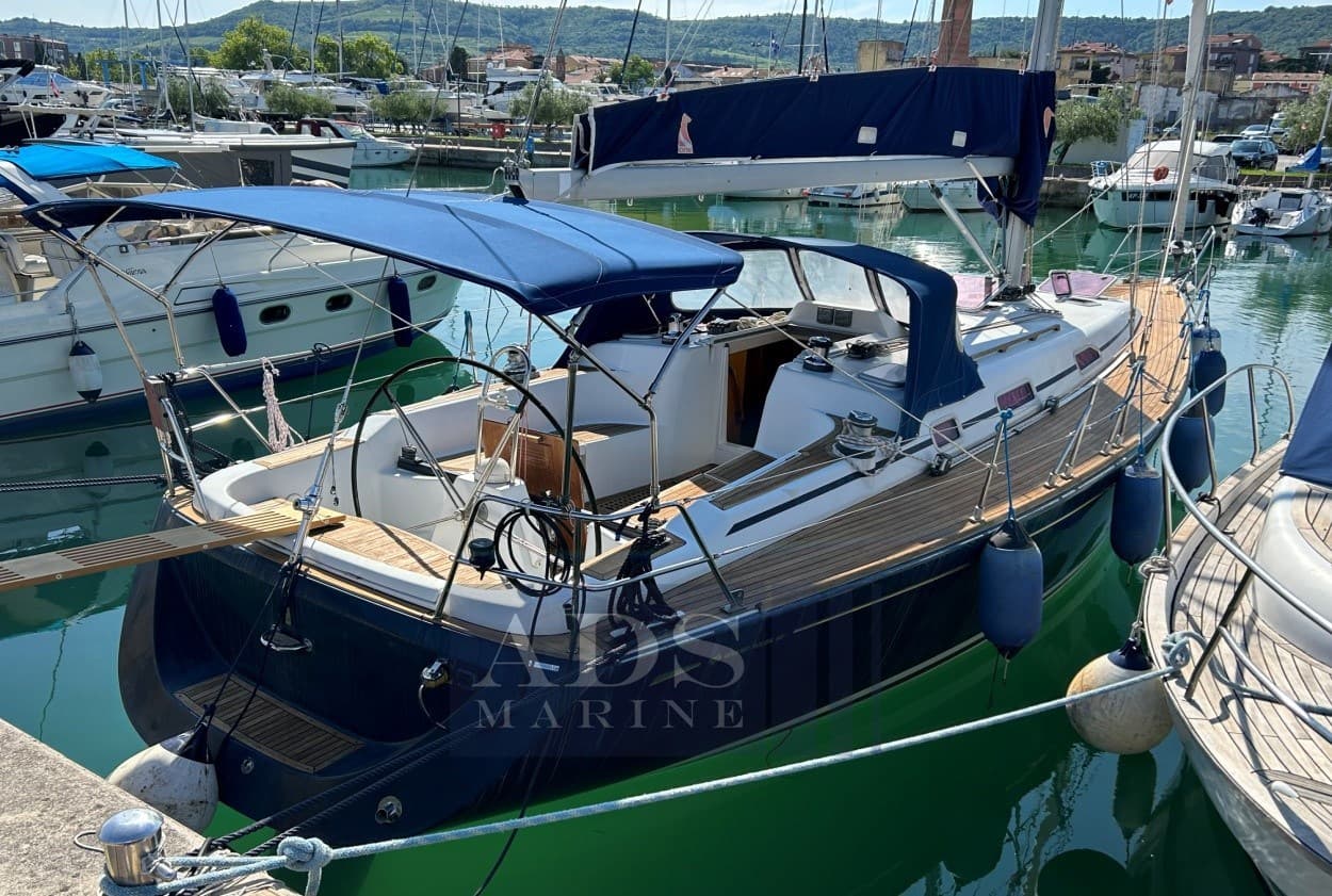 Cantiere del Pardo Grand Soleil 40 - Deck View Cantiere del Pardo Grand Soleil 40 - Deck View