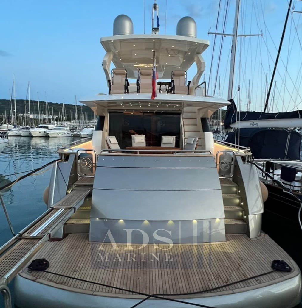 Evo Marine Deauville 22,50 - Deck View Evo Marine Deauville 22,50 - Deck View