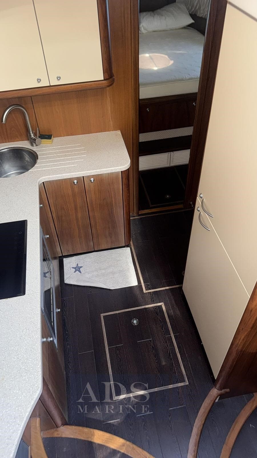 Sunseeker Predator 52 gebraucht - Hauptbild 16