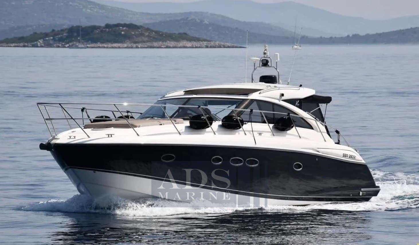 Princess Yachts V 45 - Main View Princess Yachts V 45 - Main View