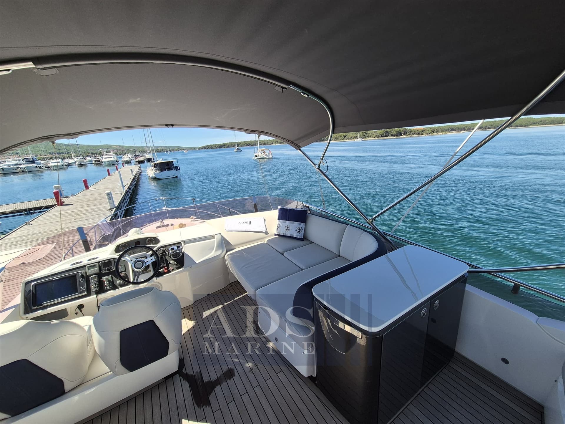 Princess Yachts 43 Fly gebraucht - Hauptbild 10
