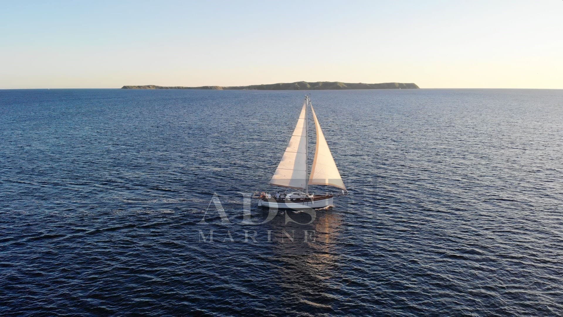 Enavigo Cutter - Deck View Enavigo Cutter - Deck View