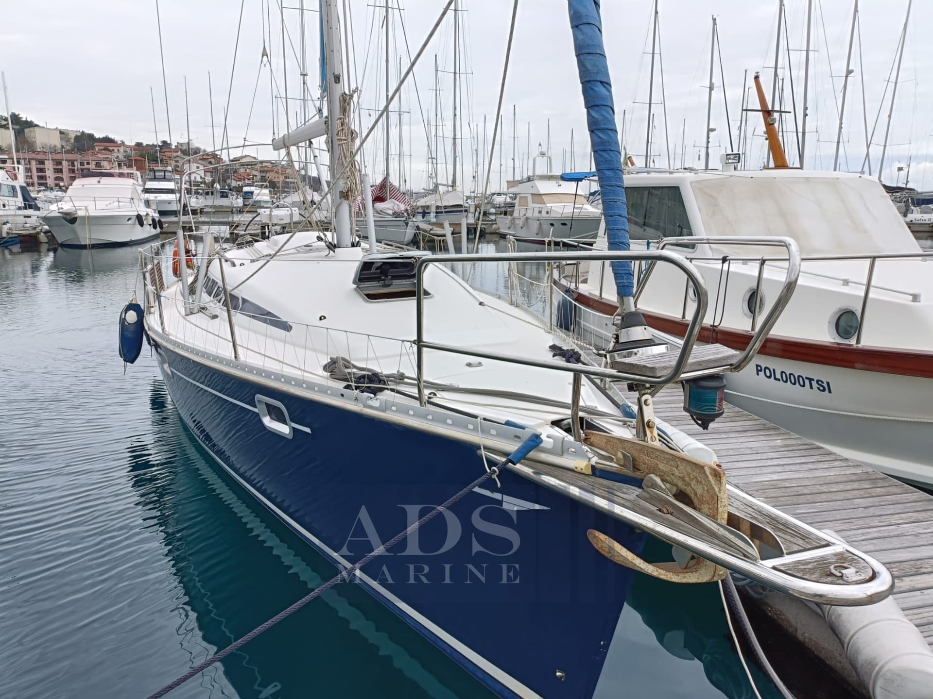 Elan 362 - Detail View 1 Elan 362 - Detail View 1