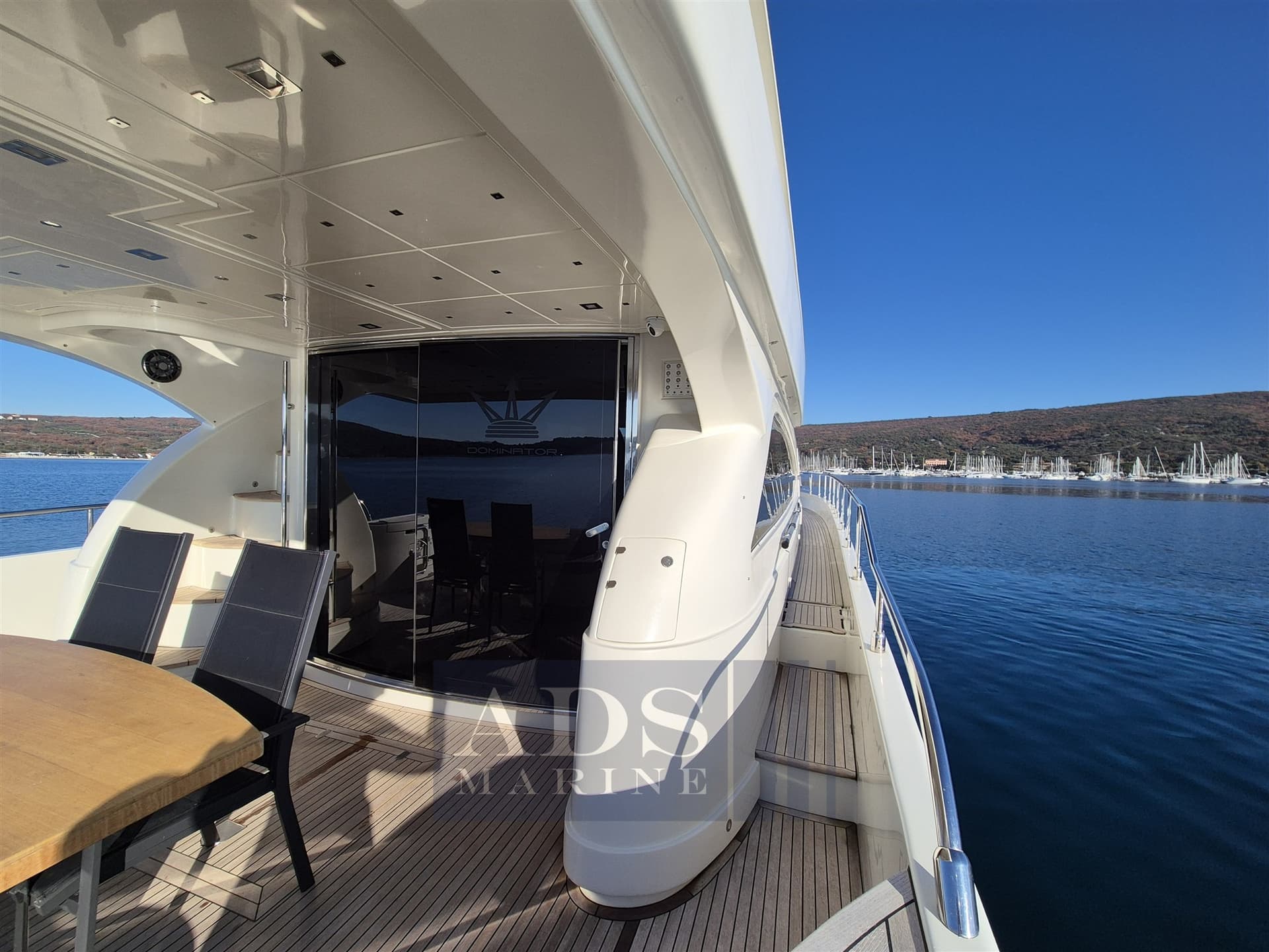 Dominator Yachts 62 usato - foto hero 9