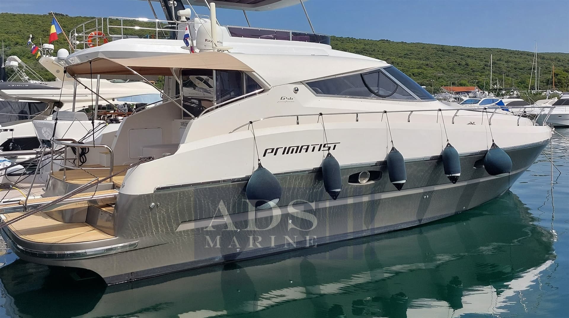 Primatist G 46' - Detail View 1 Primatist G 46' - Detail View 1