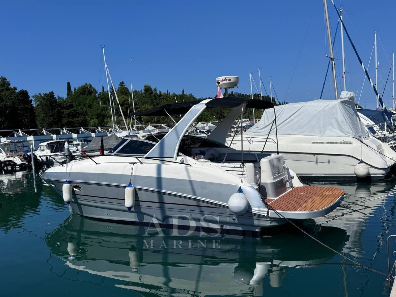 Larson Boats Cabrio 274 gebraucht - Hauptansicht