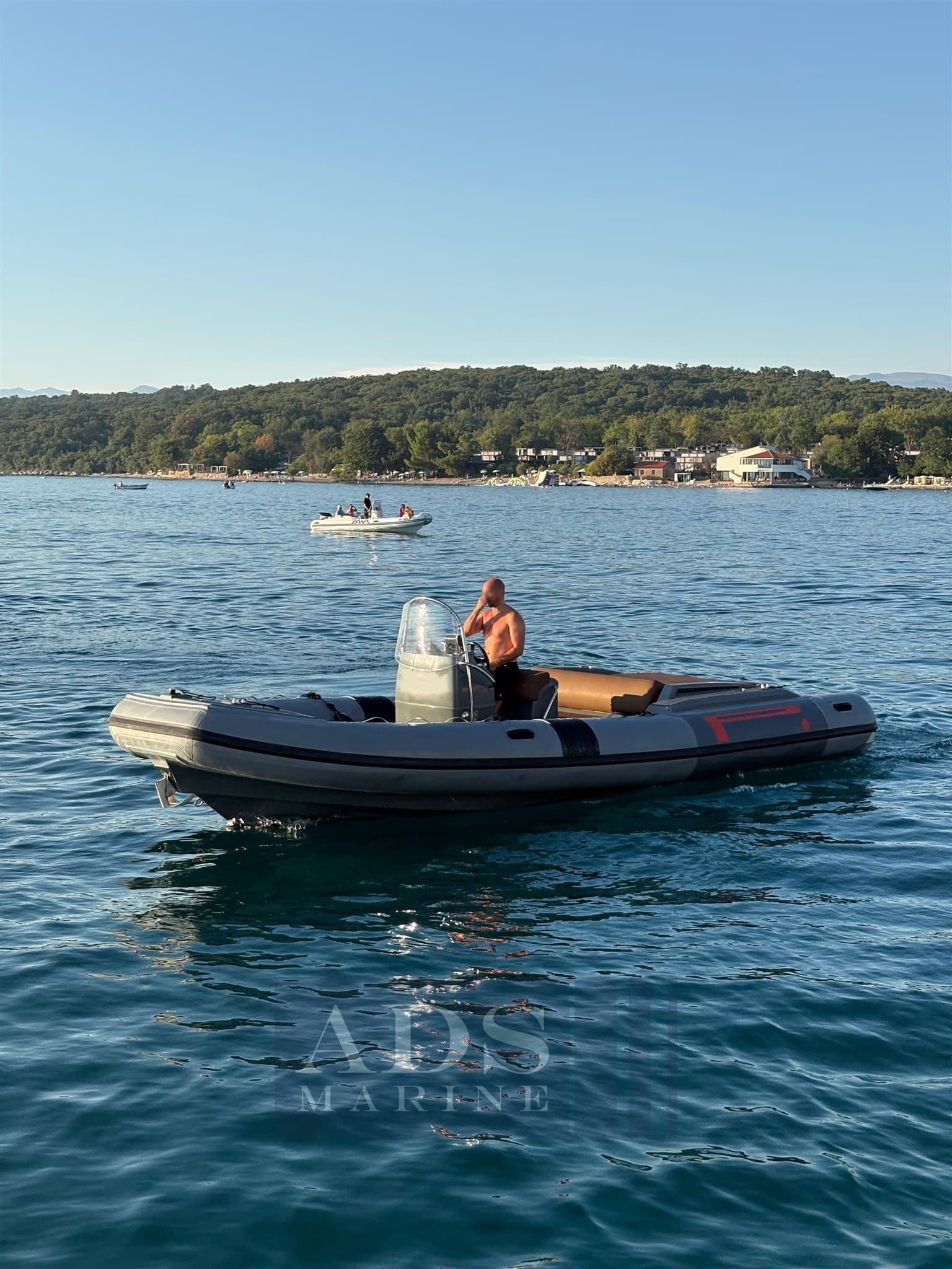 Pirreli Pzero 770 Efb - Detail View 1 Pirreli Pzero 770 Efb - Detail View 1