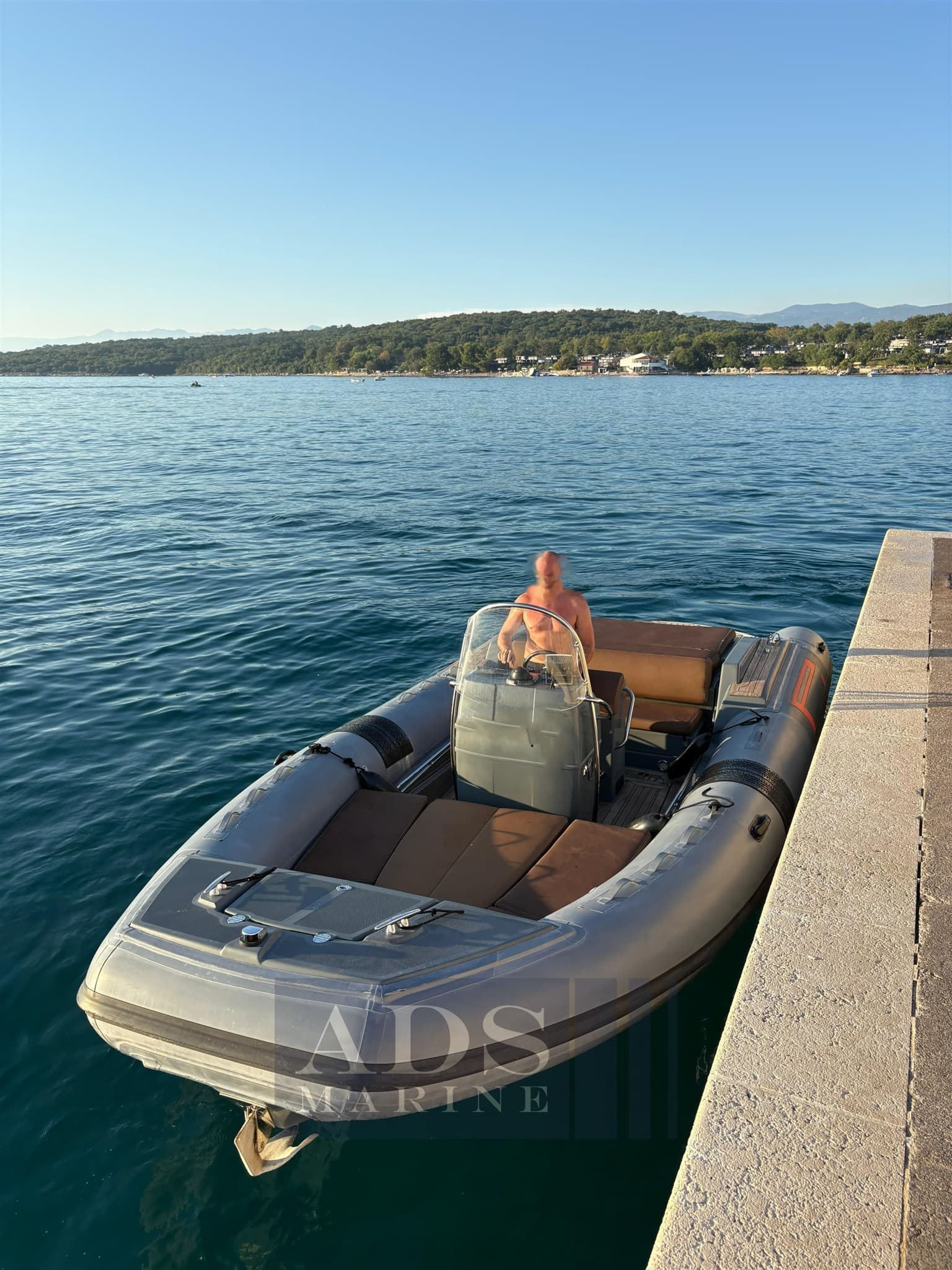 Pirreli Pzero 770 Efb - Main View Pirreli Pzero 770 Efb - Main View