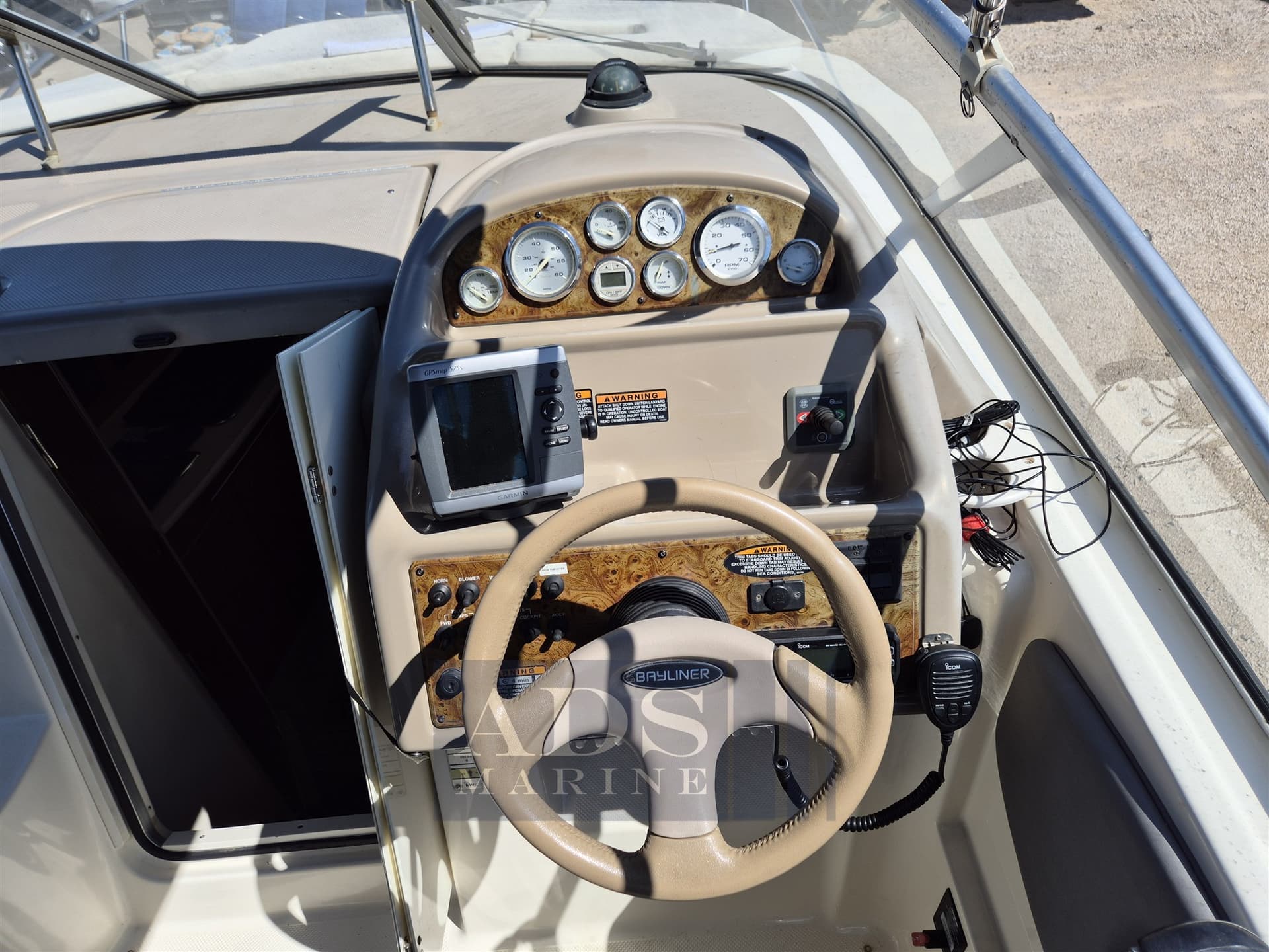Bayliner 285 Cruiser usato - foto hero 13
