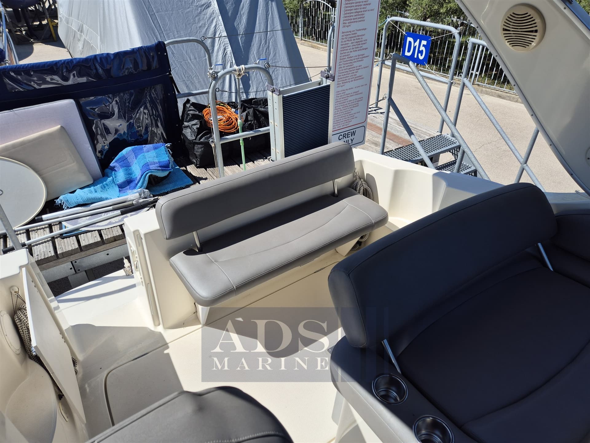 Bayliner 285 Cruiser usato - foto hero 14