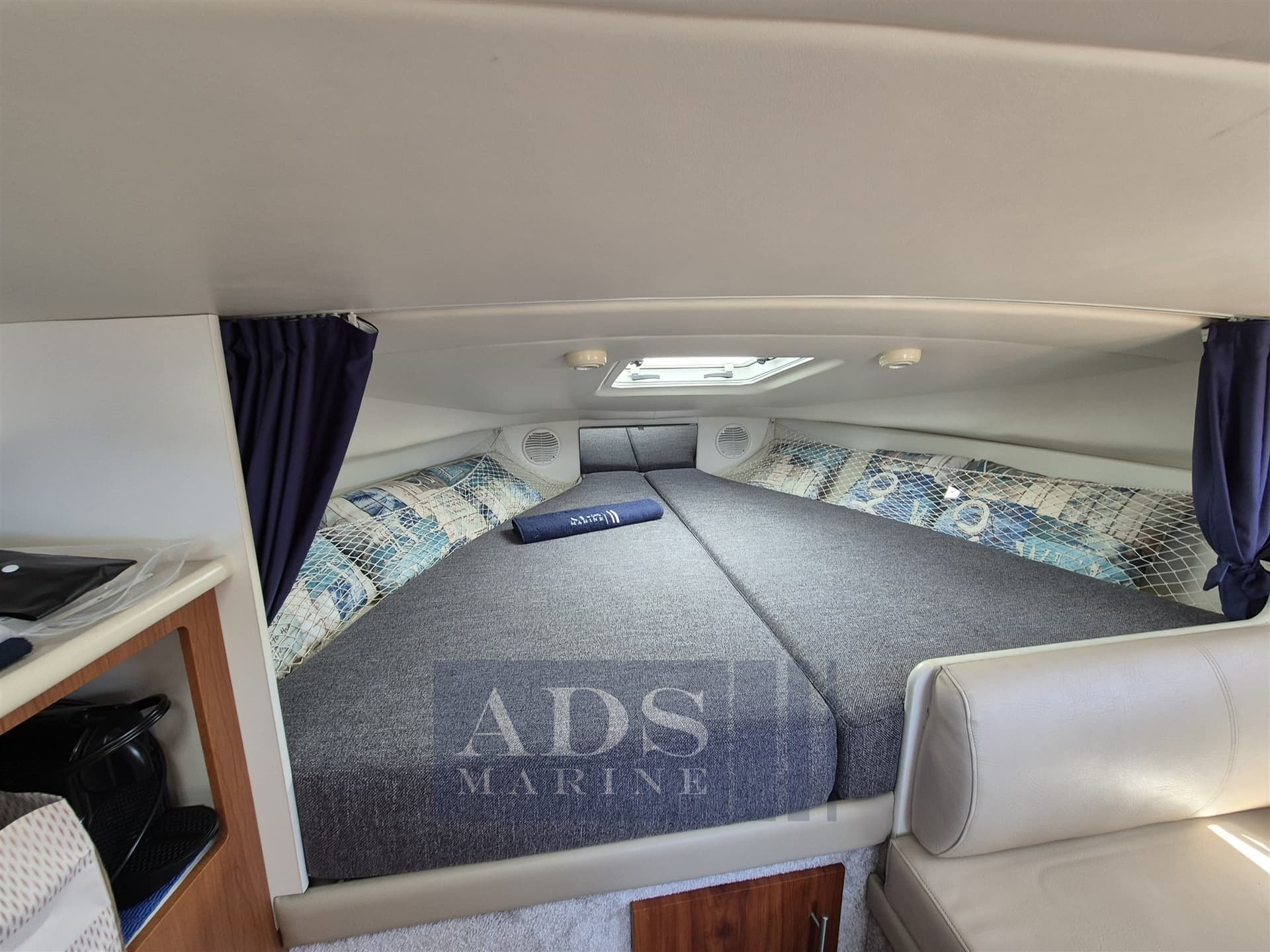Bayliner 285 Cruiser usato - foto hero 20