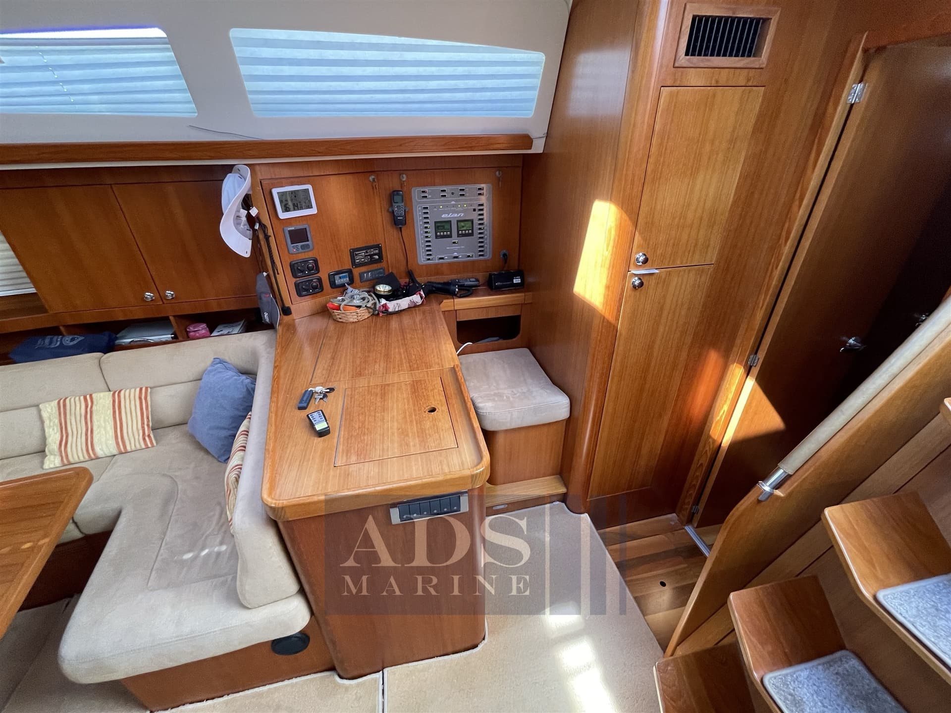 Elan 514 IMPRESSION usato - foto hero 19