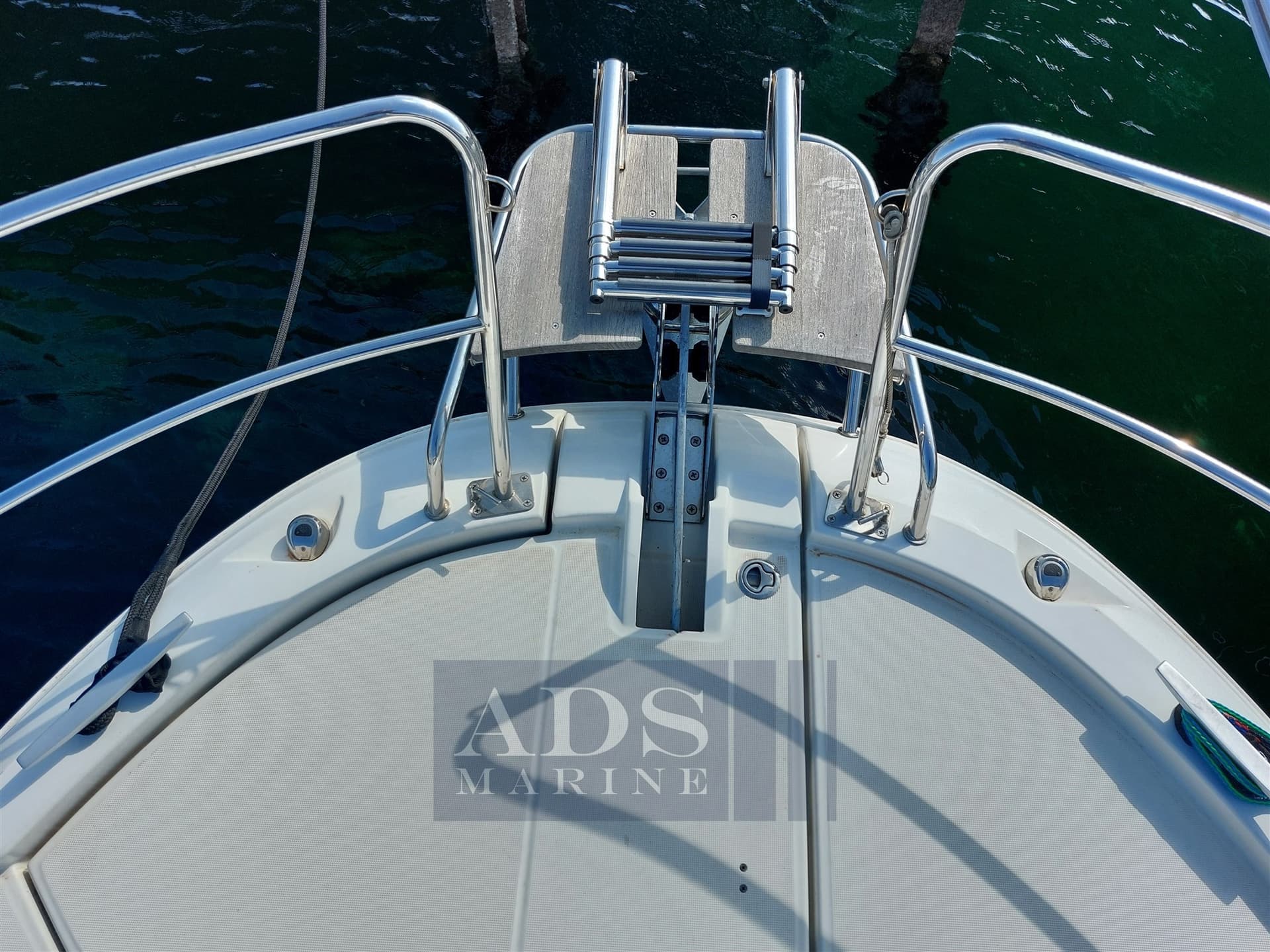 Jeanneau Merry Fisher 895 - Interior View Jeanneau Merry Fisher 895 - Interior View