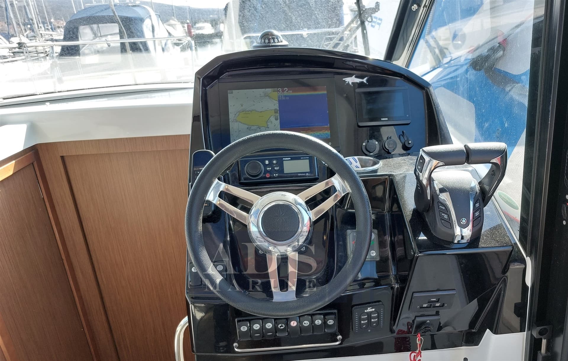 Jeanneau Merry Fisher 895 usato - foto hero 11