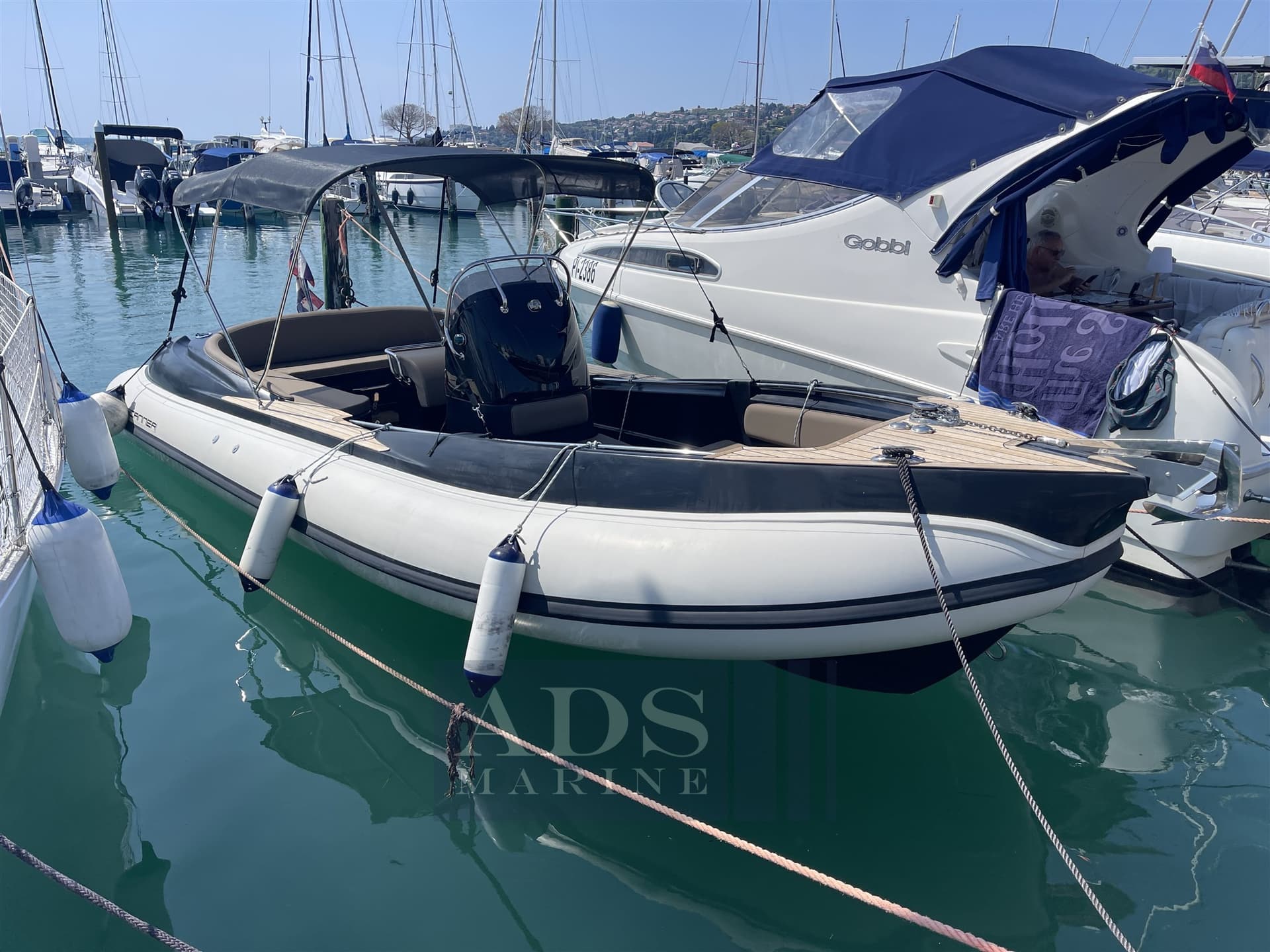 Scanner 710 - Interior View Scanner 710 - Interior View